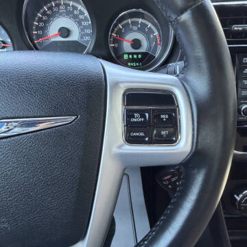 2011 Chrysler 200 Limited