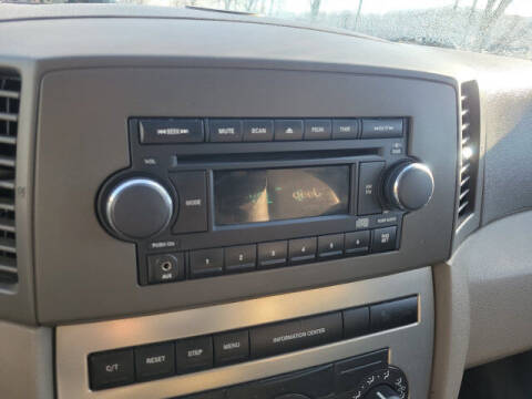 2006 Jeep Grand Cherokee Laredo