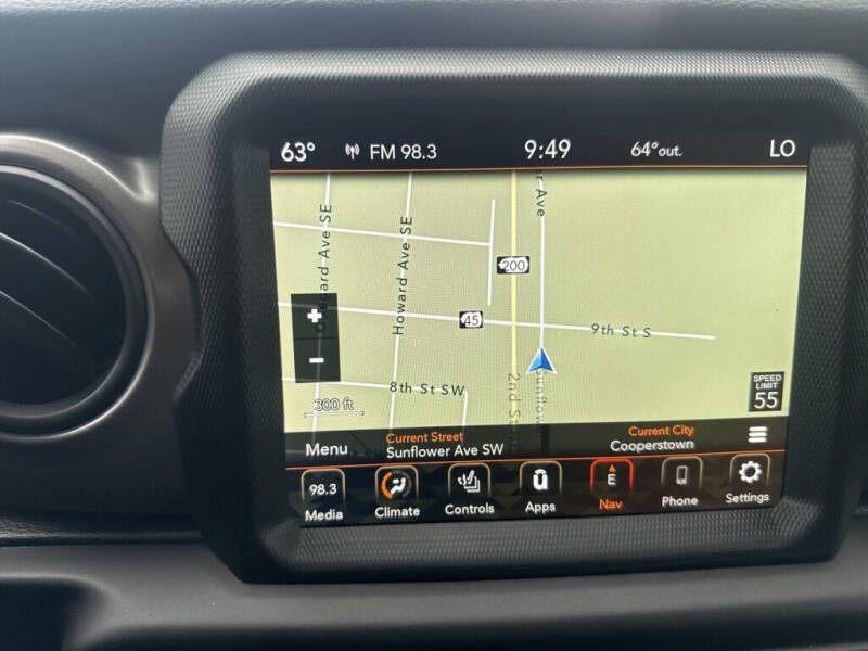 2022 Jeep Gladiator Sport