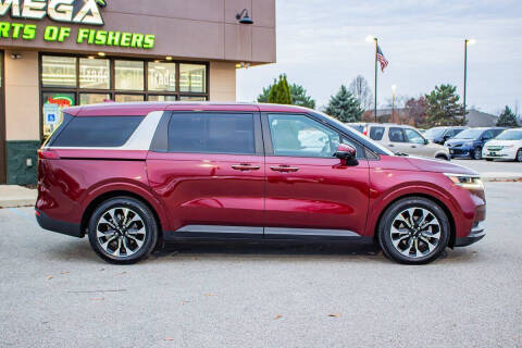 2023 Kia Carnival EX