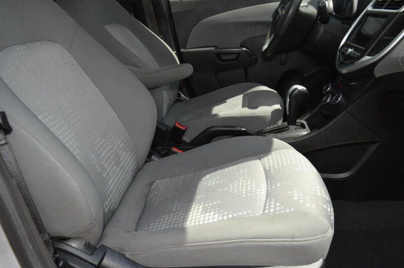 2020 Chevrolet Sonic LT