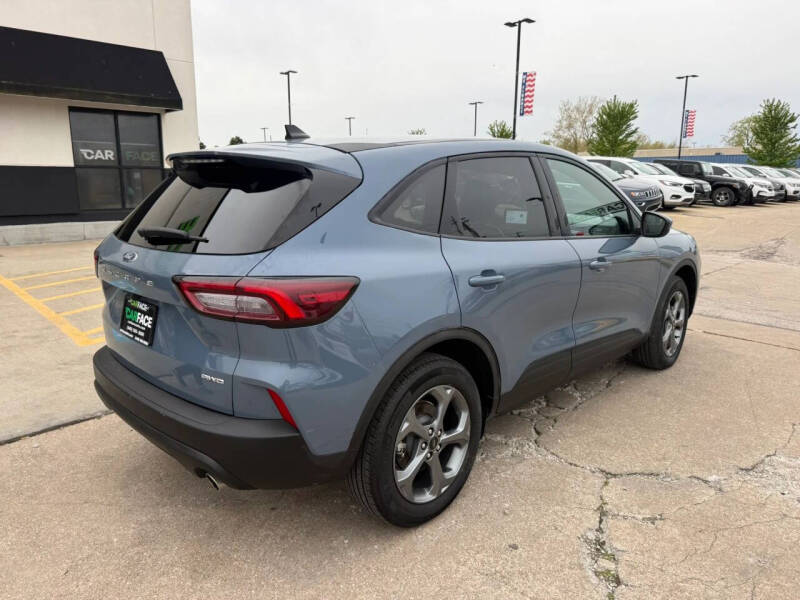 2025 Ford Escape ST-Line Select