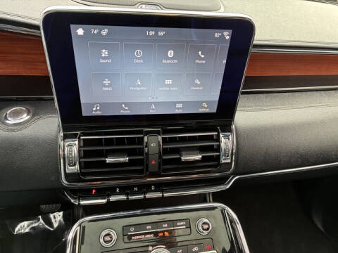 2018 Lincoln Navigator Select