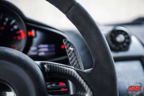 2016 McLaren 675LT
