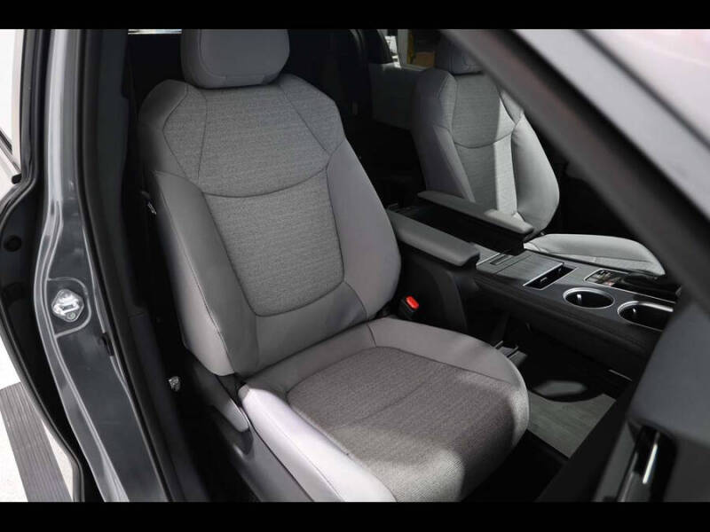2026 Toyota Sienna LE 8-Passenger