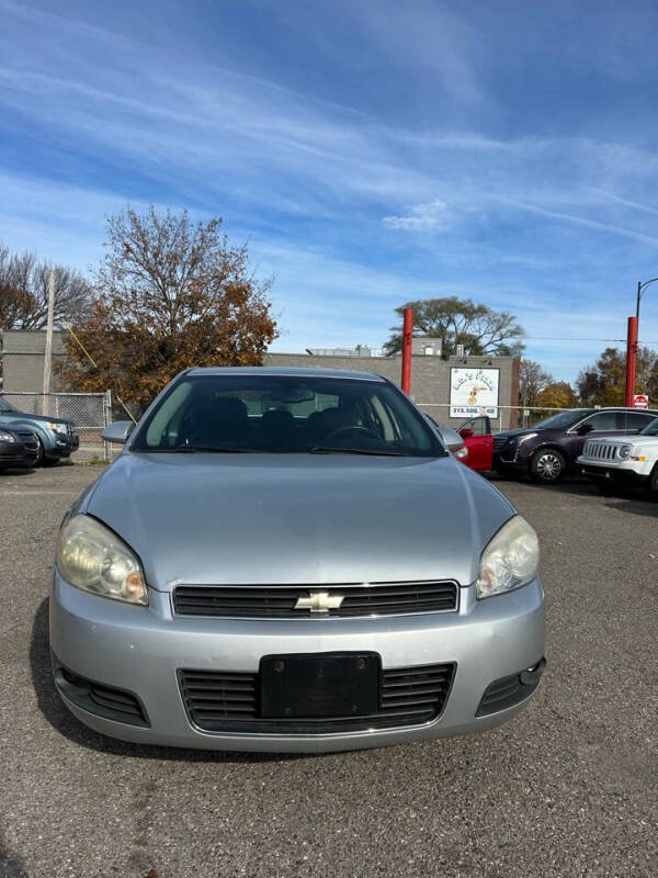 2009 Chevrolet Impala LTZ photo 3