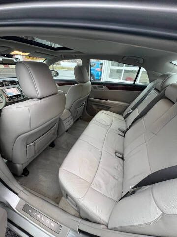 2011 Toyota Avalon Limited