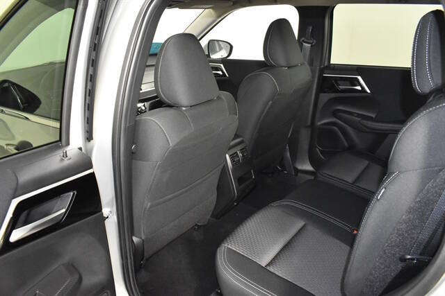 2024 Mitsubishi Outlander ES