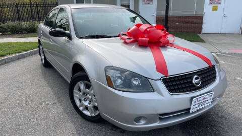 2006 Nissan Altima for sale at Speedway Motors in Paterson NJ