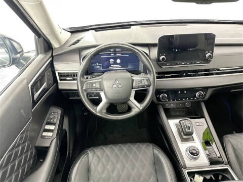 2024 Mitsubishi Outlander PHEV SEL