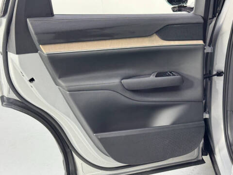 2025 Volvo EX90 Twin Plus 7P