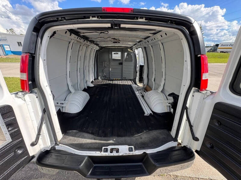 2016 Chevrolet Express 2500
