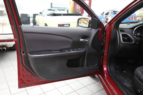 2012 Chrysler 200 Touring