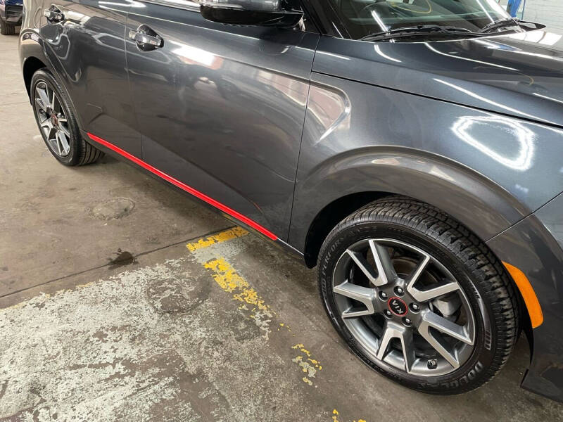 2021 Kia Soul GT-Line