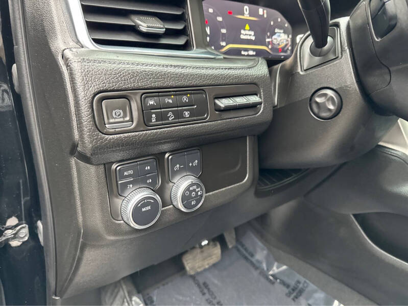 2023 GMC Yukon XL Denali