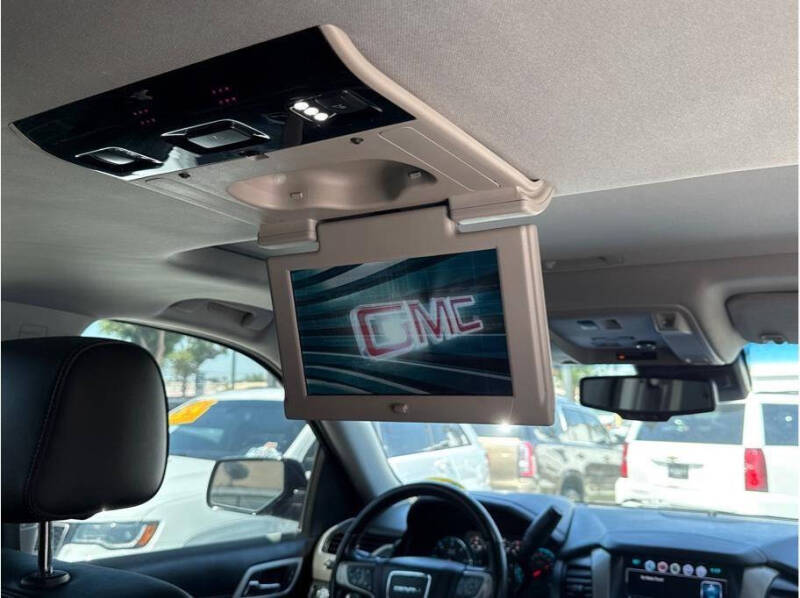 2018 GMC Yukon XL Denali