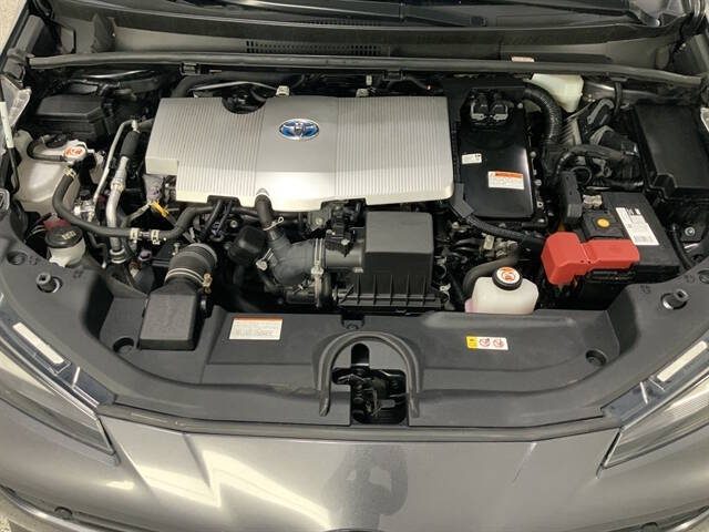 2022 Toyota Prius LE