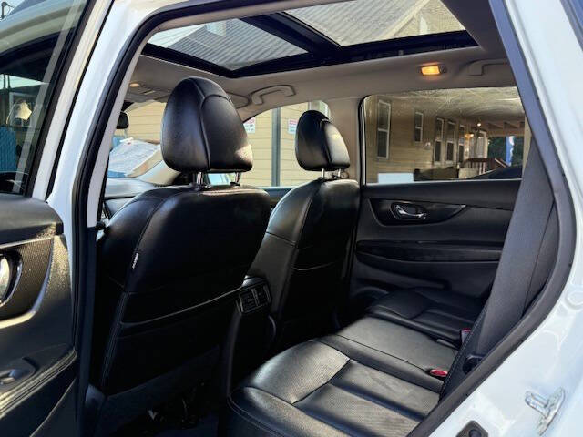 2017 Nissan Rogue SL