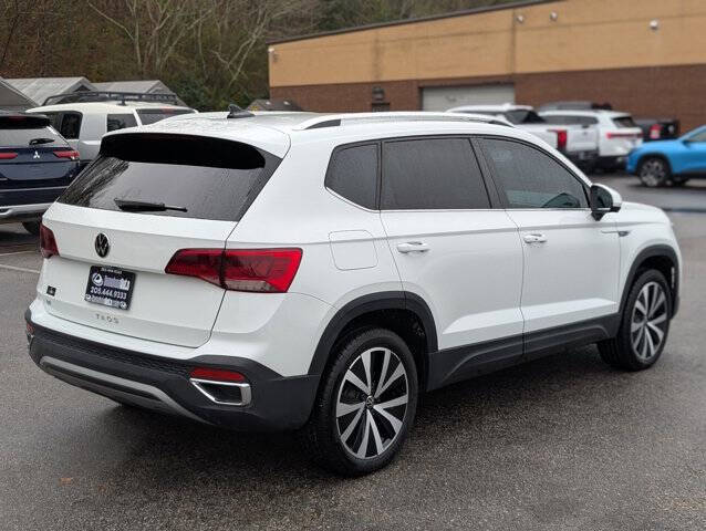 2024 Volkswagen Taos SE