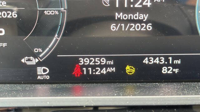 2024 Audi Q8 e-tron quattro Premium Plus
