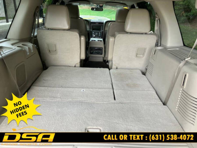 2016 Lincoln Navigator Select