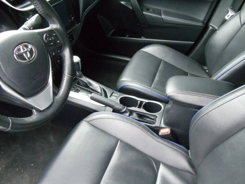 2017 Toyota Corolla XLE