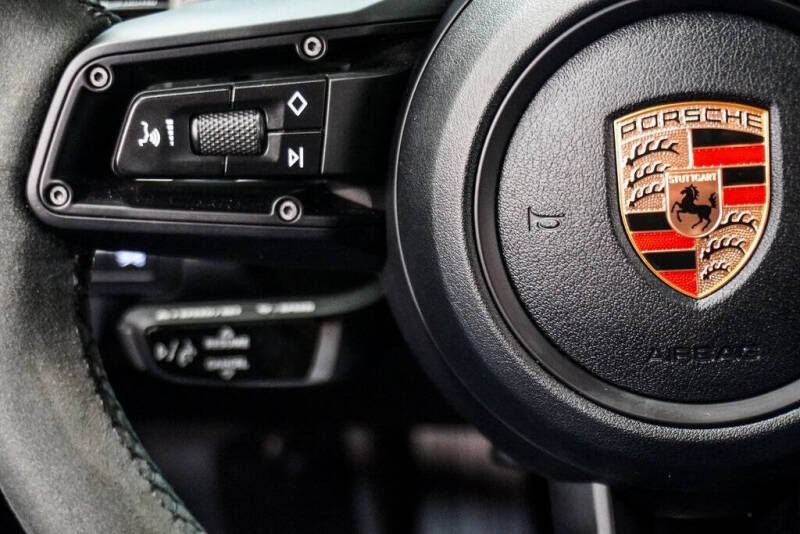 2024 Porsche 911 Carrera