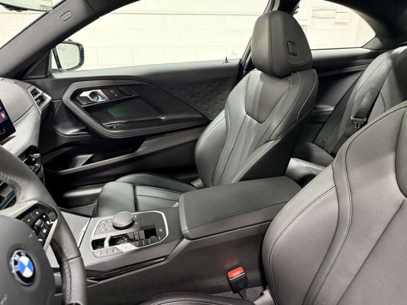 2025 BMW 2 Series 230i xDrive