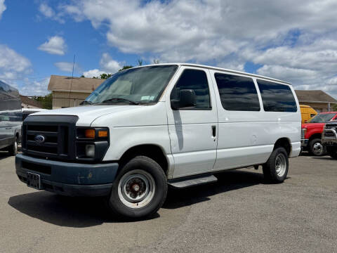 2012 Ford E-Series E-350 SD XL