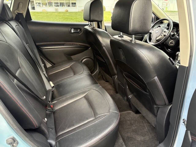 2013 Nissan Rogue SV w/SL Package