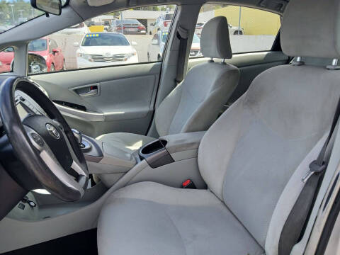 2015 Toyota Prius Two