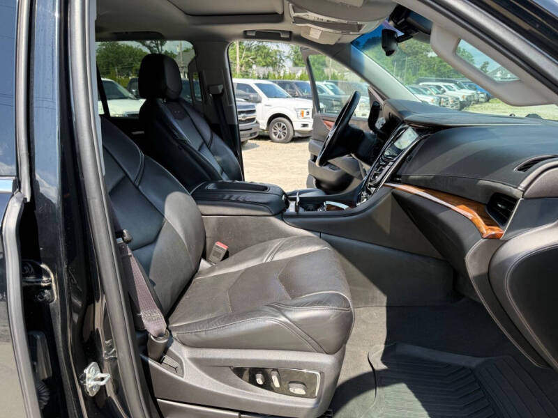2015 Cadillac Escalade Luxury