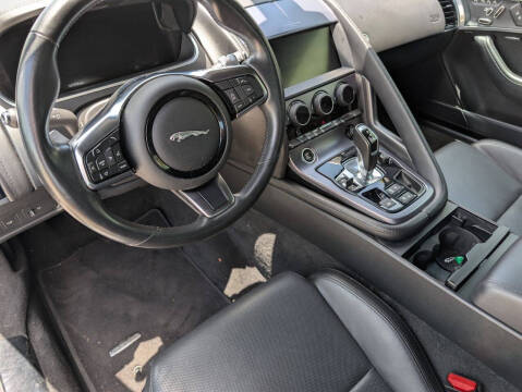 2021 Jaguar F-TYPE P300