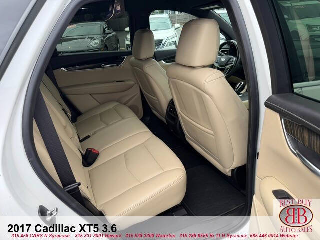 2017 Cadillac XT5