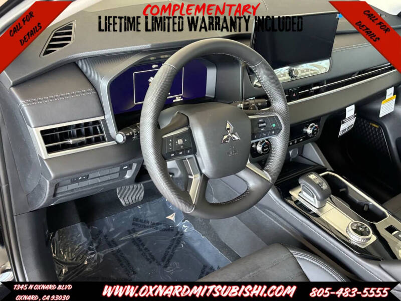 2025 Mitsubishi Outlander SE