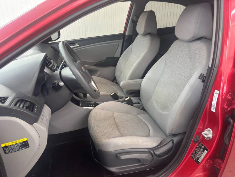 2016 Hyundai Accent SE