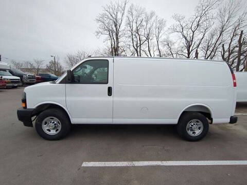 2025 Chevrolet Express 2500