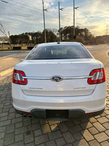 2011 Ford Taurus Limited