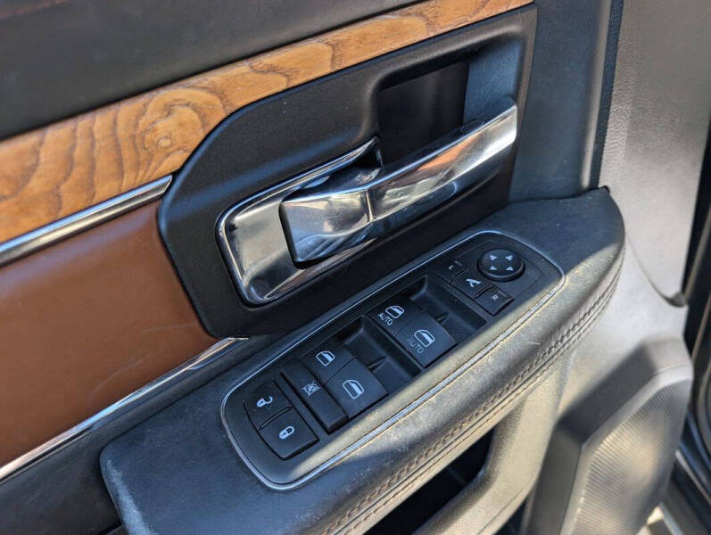 2013 RAM 1500 Laramie Longhorn