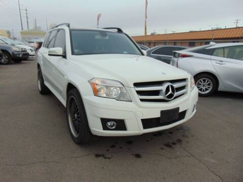 2011 Mercedes-Benz GLK for sale at Avalanche Auto Sales in Denver CO