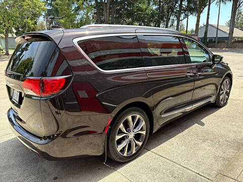 2017 Chrysler Pacifica Limited