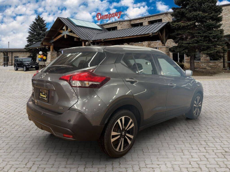 2020 Nissan Kicks SV