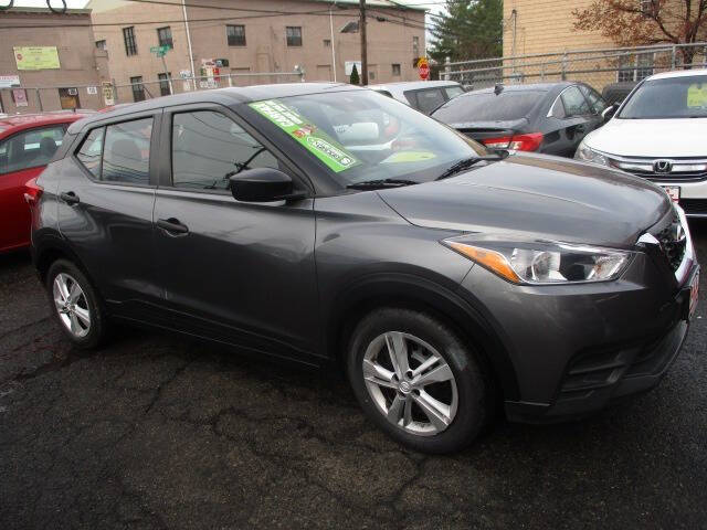 2020 Nissan Kicks SV