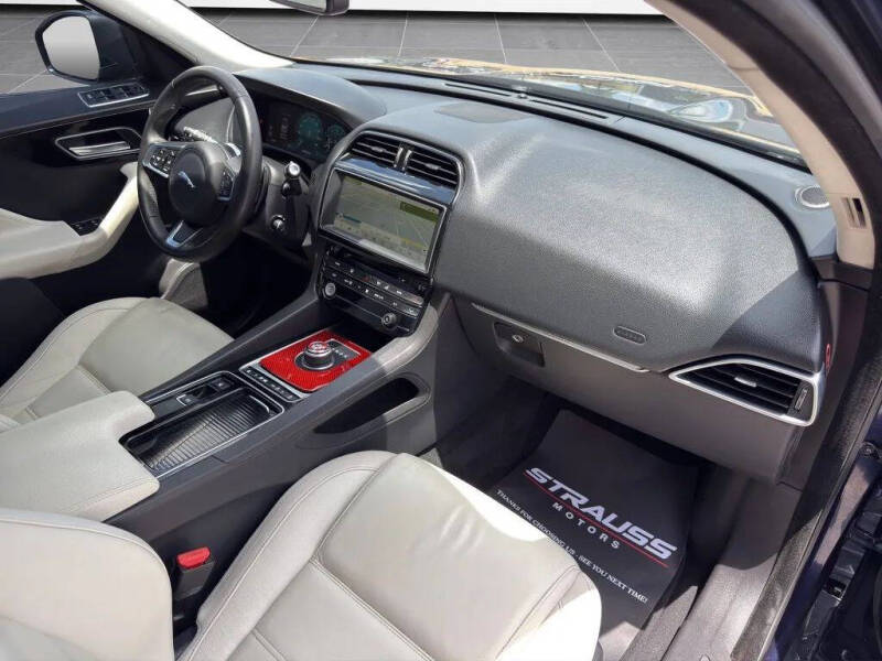 2018 Jaguar F-PACE 35t Prestige