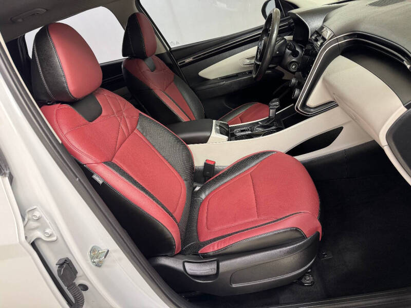 2022 Hyundai Tucson SE