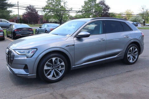 2021 Audi e-tron quattro Premium