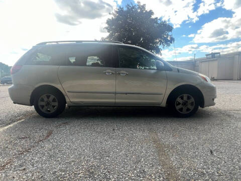 2004 Toyota Sienna