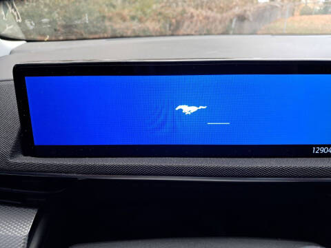 2022 Ford Mustang Mach-E Select