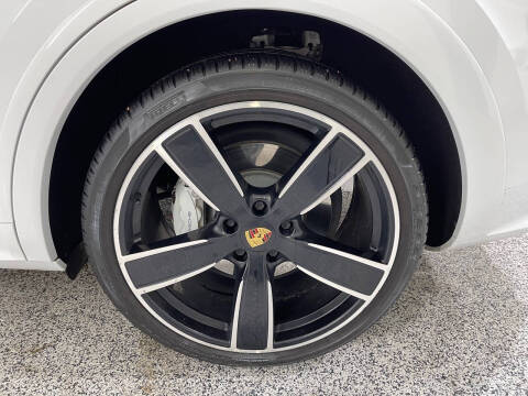 2021 Porsche Cayenne Turbo