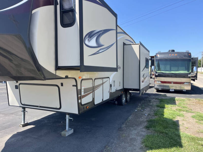 2013 Dutchmen MFG INFINITY